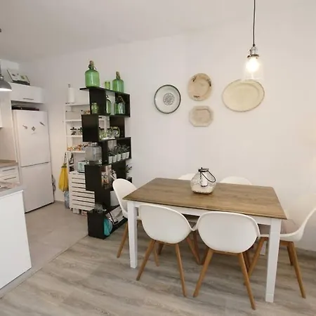 Tac - 34 Sun Terrace Apartment